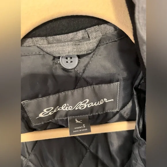 Eddie Bauer Women’s  Weatheredge Gray Coat - Picture 5 of 9